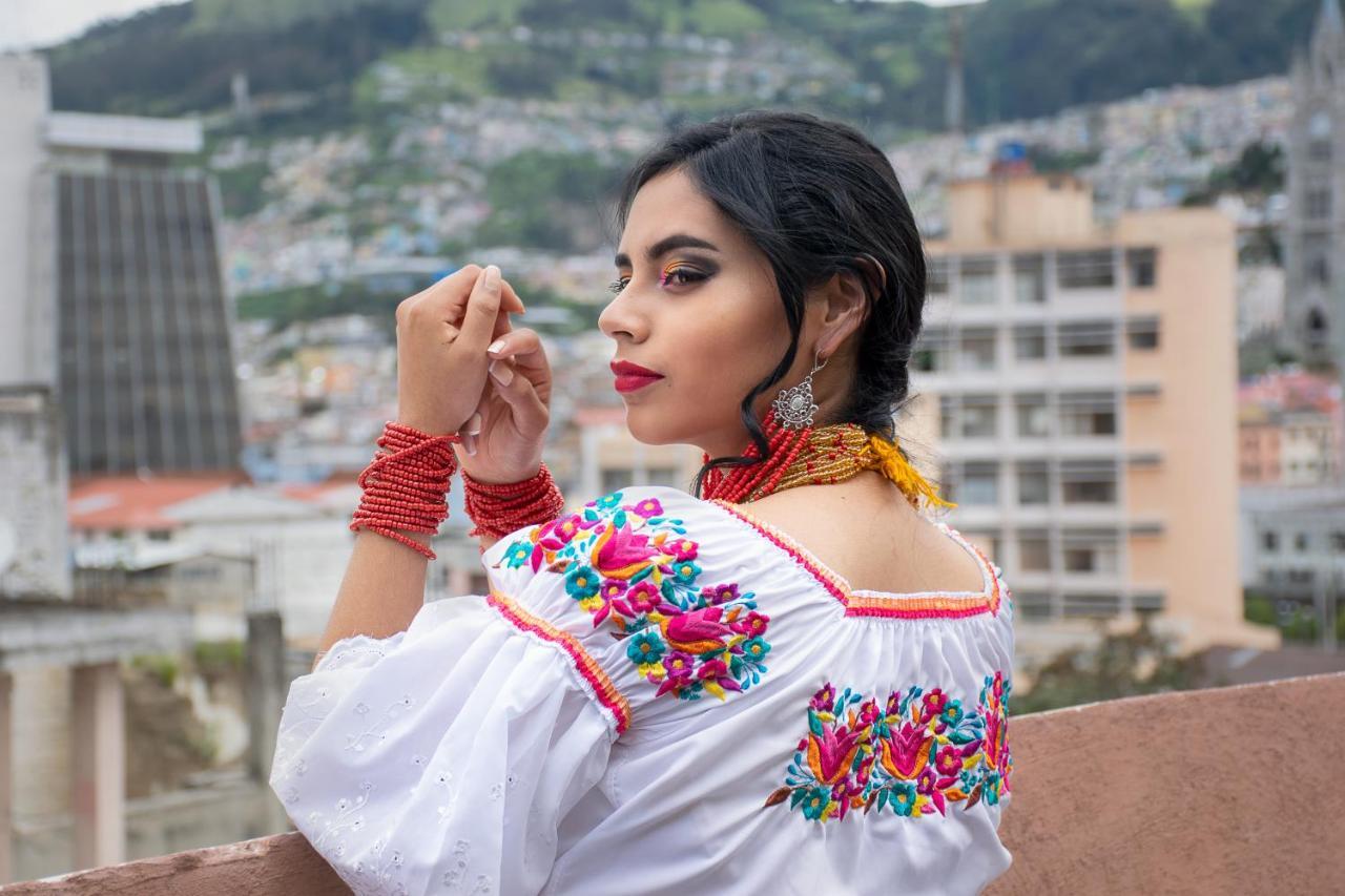 Chakana Hotel Boutique Centro Quito Luaran gambar